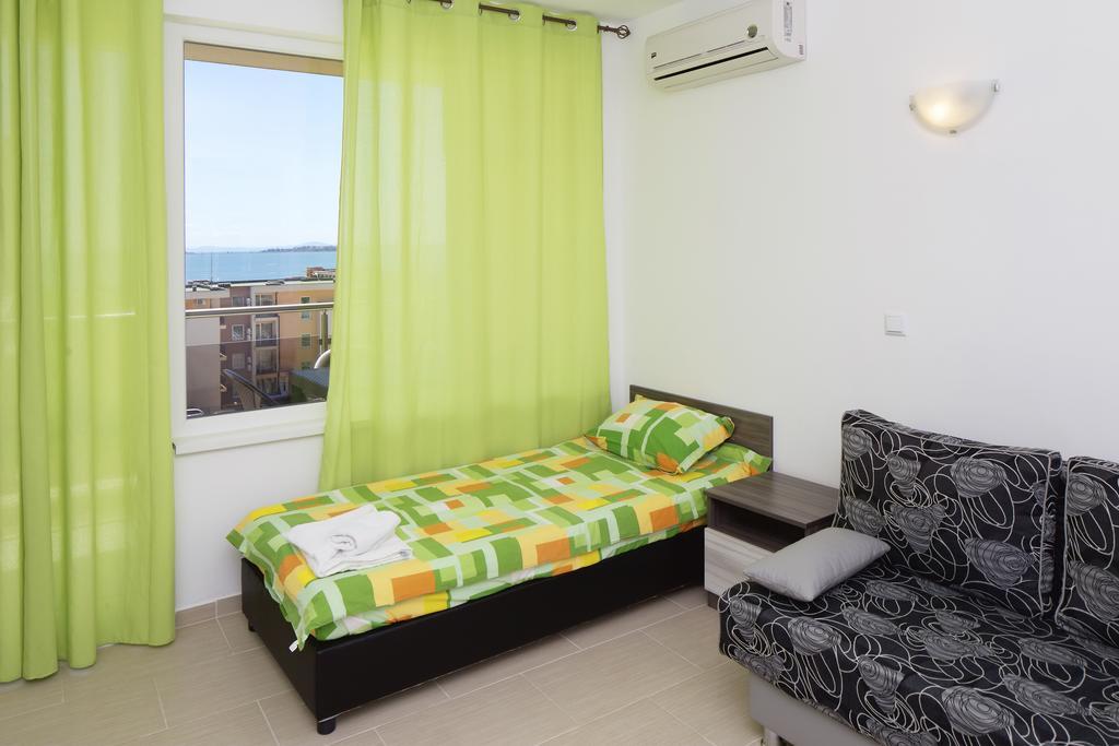 Anna Marina Apartments Sveti Vlas Exterior photo