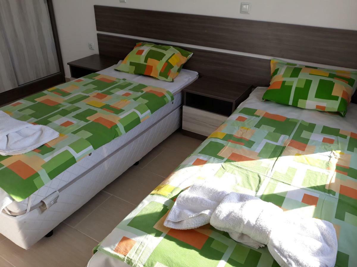 Anna Marina Apartments Sveti Vlas Exterior photo